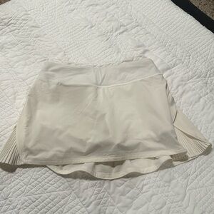 Play off the pleats skirt Lululemon